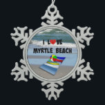 Ornement Flocon De Neige I Love Myrtle Beach<br><div class="desc">I Love Myrtle Beach,  serviette de plage colorée et ballon de plage,  design populaire</div>