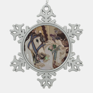 Ornement Flocon De Neige Ornement d'étain de conception de chevaux de