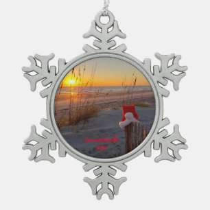 Ornement Flocon De Neige Plage de Noël personnalisée Santa hat Ornament