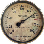 ORNEMENT FLOCON DE NEIGE TRAINS À VAPEUR<br><div class="desc">Un vieux manomètre à vapeur.</div>