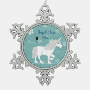 Ornement Flocon De Neige Unicorne et fée blanche magique personnalisée