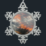 Ornement Flocon De Neige Winter Sunset Nature Paysage Photographie<br><div class="desc">Un soir, j'ai été frappé par la beauté du coucher de soleil près de chez moi. Cette image au coucher du soleil présente le contraste entre le ciel chaud et les arbres cool. Consultez notre magasin pour plus de photos de paysages hivernaux, y compris plus de levers et couchers de...</div>