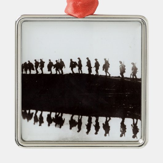 Ornement Métallique Aube mars (Devant)