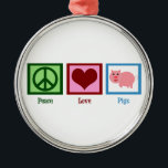 Ornement Métallique Cochons d'amour de paix<br><div class="desc">Un joli signe de paix vert,  un coeur rouge et un cochon rose mignon. J'aime les dons d'animaux de ferme et les cochons sont mes préférés.</div>
