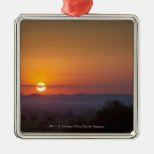 Ornement Métallique Coucher du soleil au-dessus du paysage africain