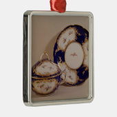 Ornement Métallique Cuvette de Vincennes et support, c.1745 (Droite)