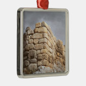 Ornement Métallique Détail d'un mur en pierre (Droite)