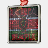 Ornement Métallique Drapeau fissuré : Faites simple - Résilience kenya (Gauche)