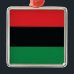 Ornement Métallique Drapeau rouge, noir et vert<br><div class="desc">Les 3 couleurs panafricaines sur le drapeau représentent : le rouge : le sang qui unit tous les peuples d'ascendance africaine noire, et versé pour la libération ; le NOIR : les noirs dont l'existence en tant que nation, bien qu'elle ne soit pas un État-nation, est affirmée par l'existence du...</div>