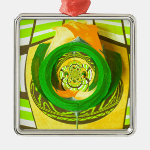 Ornement Métallique Elégance d'or : Beau art rose jaune africain