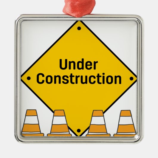 Ornement Métallique En construction avec des cônes (Devant)