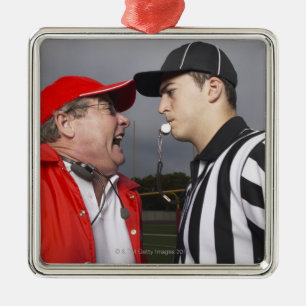 Ornement Métallique Entraîneur hurlant à l'arbitre