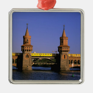 Ornement Métallique Europe, Allemagne, Berlin. Kreuzberg, Oberbaum