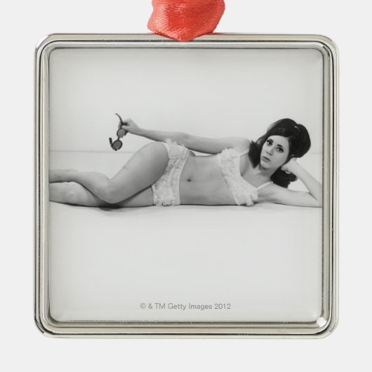 Ornement Métallique Femme dans les vêtements de bain (Devant)