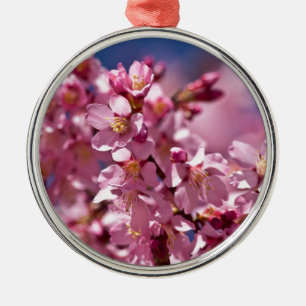 Ornement Métallique Fleurs de cerisier Sakura embrassées par la lumièr