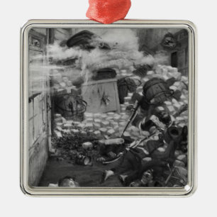 Ornement Métallique Gavroche rassemblant des cartouches