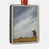 Ornement Métallique Le sergent assure la sécurité (Droite)