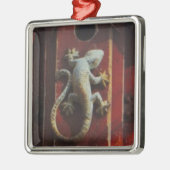 Ornement Métallique lézard gris sur bois usé (Gauche)