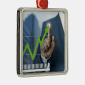 Ornement Métallique Man showing stock price touchscreen concept (Droite)