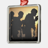 Ornement Métallique Marines tire des pistolets de 9mm (Gauche)