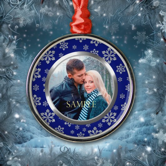 Ornement Métallique Modèle de flocons d'argent à cadre bleu