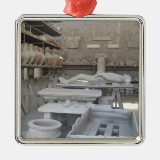Ornement Métallique Pièce de poterie à Pompeii (Devant)