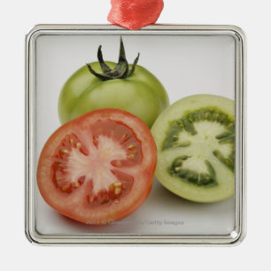 Ornement Métallique Plan rapproché de trois tomates