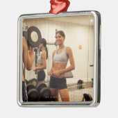 Ornement Métallique Poids de levage dans le gymnase (Gauche)