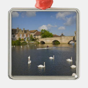 Ornement Métallique Pont en pierre voûté et rivière Ouse, St Ives,
