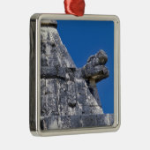 Ornement Métallique Rapprochement des pierres qui font un Mayan ancien (Droite)