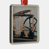 Ornement Métallique Reconstruction de la machine à vapeur de James (Droite)