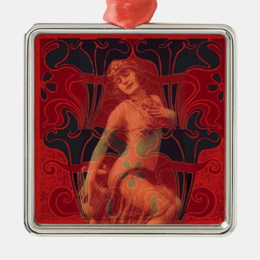 Ornement Métallique Red Veil (Devant)