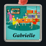 Ornement Métallique Retro Femmes's Weekly Card Jeu Ornament de Noël<br><div class="desc">Ce personnalisable Retro Women's Weekly Card Game Christmas Ornament présente un dessin animé de quatre femmes modernes du milieu du siècle à une fête de poules. Ils se retrouvent dans une salle élégante. Sur un mur en brique turquoise et turquoise, il y a une impression en toile Stretched Art Moderne...</div>