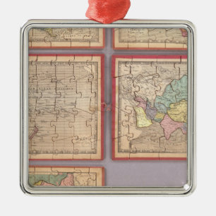 Ornement Métallique Sept cartes de puzzle du monde