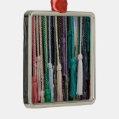 Ornement Métallique Tassels Sur Le Marché (Droite)