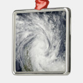 Ornement Métallique Tempête tropicale Jade débarquant sur Madagascar (Gauche)