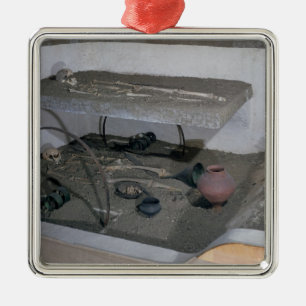 Ornement Métallique Tombe d'un chef gaulois et de son conducteur de