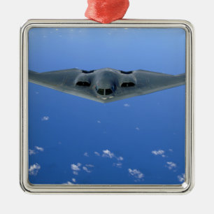 Ornement Métallique Un esprit B-2 monte par le ciel