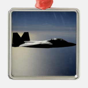 Ornement Métallique Un F/A-22 Raptor effectue une mission d'entraîneme