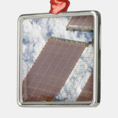 Ornement Métallique Un réseau solaire réparé (Gauche)