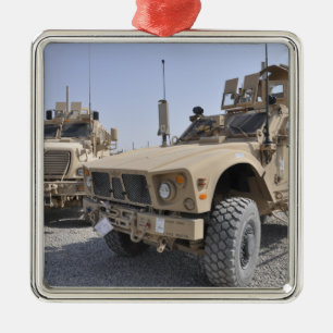 Ornement Métallique Une embuscade résistante de mine de M-ATV a