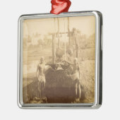 Ornement Métallique Une machine égyptienne d'irrigation sur les (Gauche)