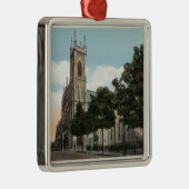 Ornement Métallique Vue extérieure de l'église de St Paul (Droite)