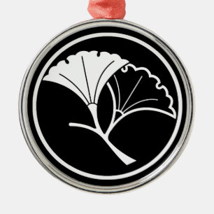 Ornement Métallique Yin and yang ginkgo leaves dans threadlike ring