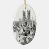 Ornement Ovale En Céramique Lincoln, Angleterre (Droite)