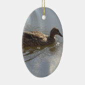 Ornement Ovale En Céramique Oie sauvage nageant dans le lac, Nature, Oiseau (Droite)