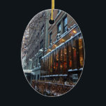 Ornement Ovale En Céramique Upper West Side Icicles New York City Winter NYC<br><div class="desc">Il présente une photo originale en couleur de glaces dérivant des toits d'un café de l'Upper West Side. Photographié à Manhattan, New York. Beaucoup d'autres NYC et photos de nature sont également disponibles dans cette boutique. Ne vois-tu pas exactement ce que tu cherches ? Contactez Rebecca pour avoir un produit...</div>