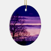 Ornement pourpre de silhouette d'arbre de coucher (Droite)