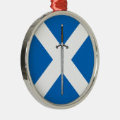 Ornement Rond Argenté Claymore et Saltire (Droite)