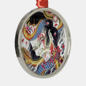 Ornement Rond Argenté Conception de tatouage Grotesque et serpent (Droite)